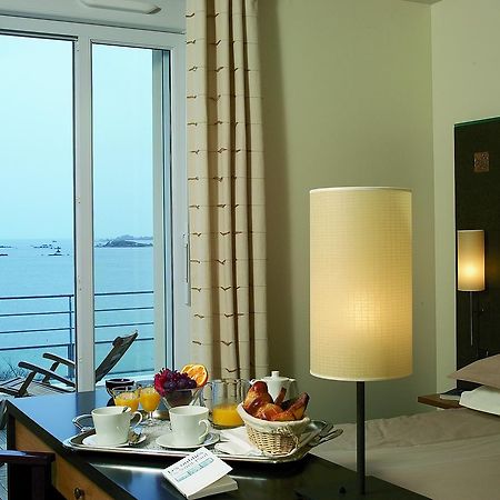 L'Hotel De Carantec Карантек Екстериор снимка