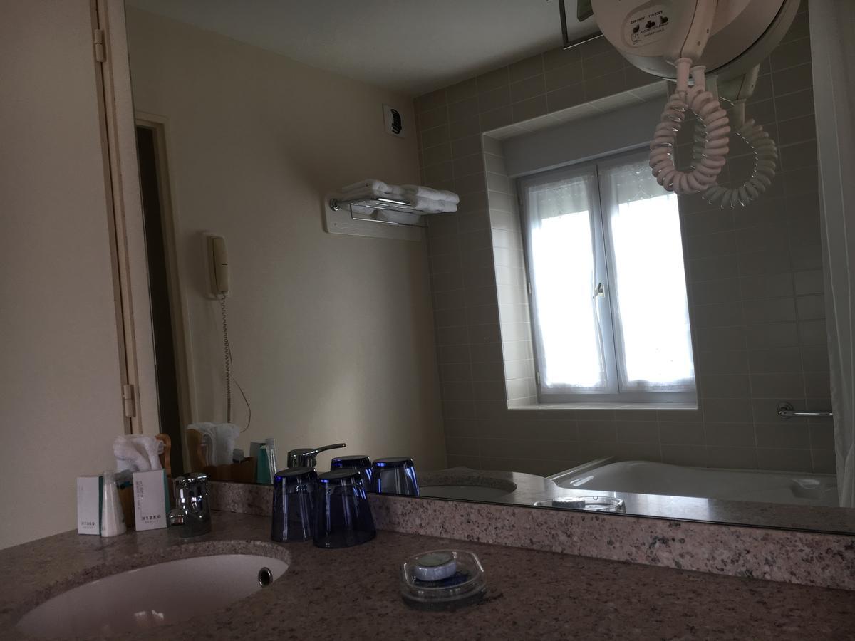 L'Hotel De Carantec Карантек Екстериор снимка