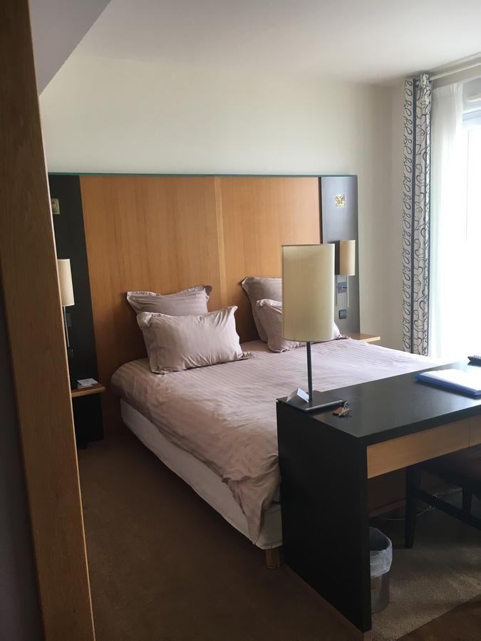 L'Hotel De Carantec Карантек Екстериор снимка